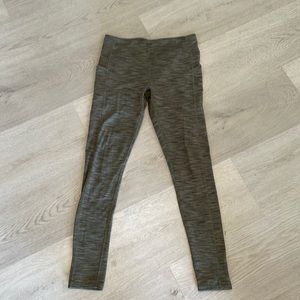 Kyodan army green leggings size medium. Wore once. Great condition